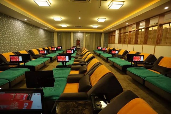 拆迁谜题下的桑拿城风云