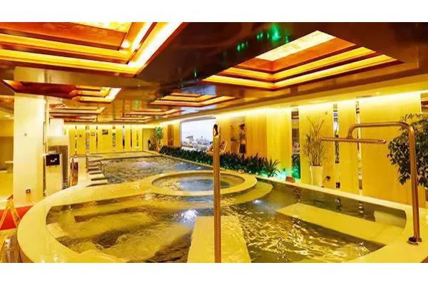 光谷按摩馆体验之旅：专业服务，舒适享受，释放压力的港湾(光谷广场附近按摩)