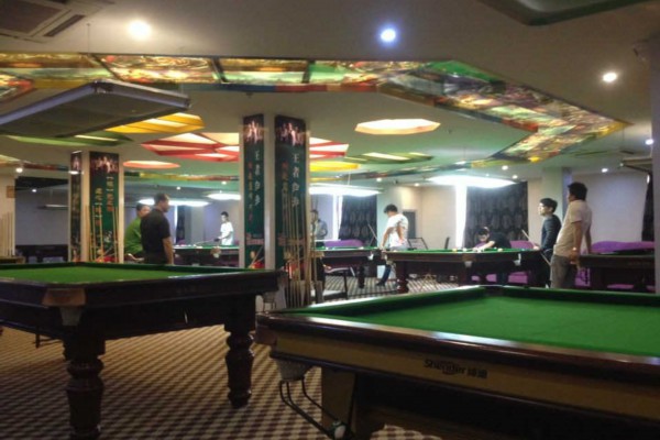 武汉桑拿场性感美女，高端体验不容错过(2020武汉桑拿)